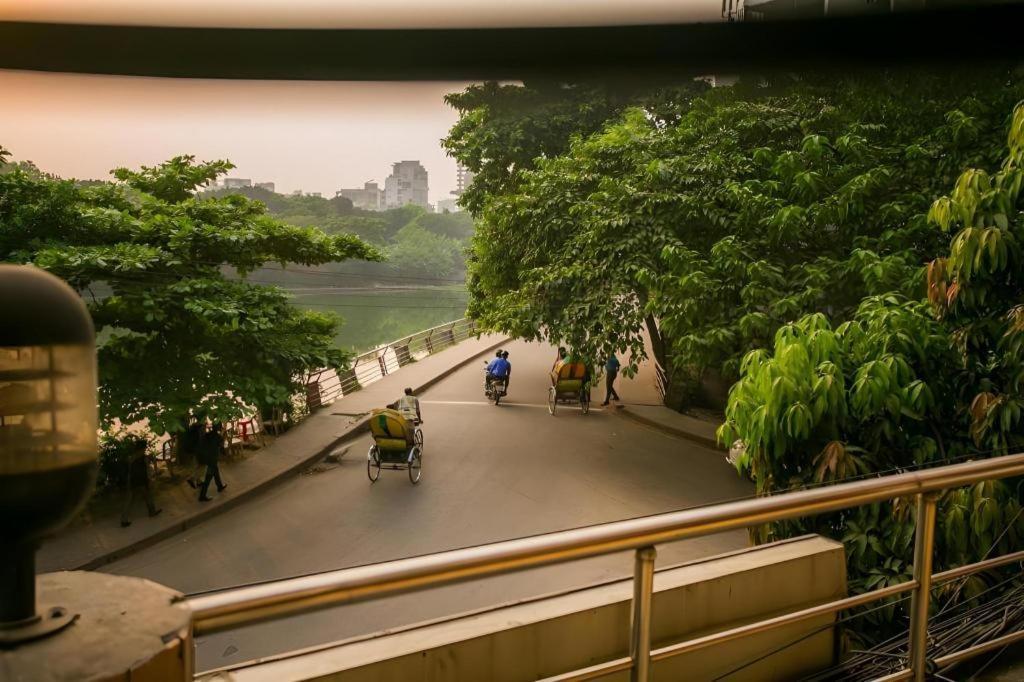 Tropical Daisy Hotel Dhaka Exterior photo
