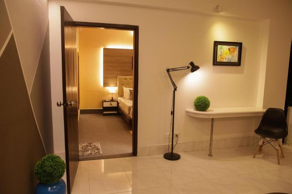 Tropical Daisy Hotel Dhaka Exterior photo