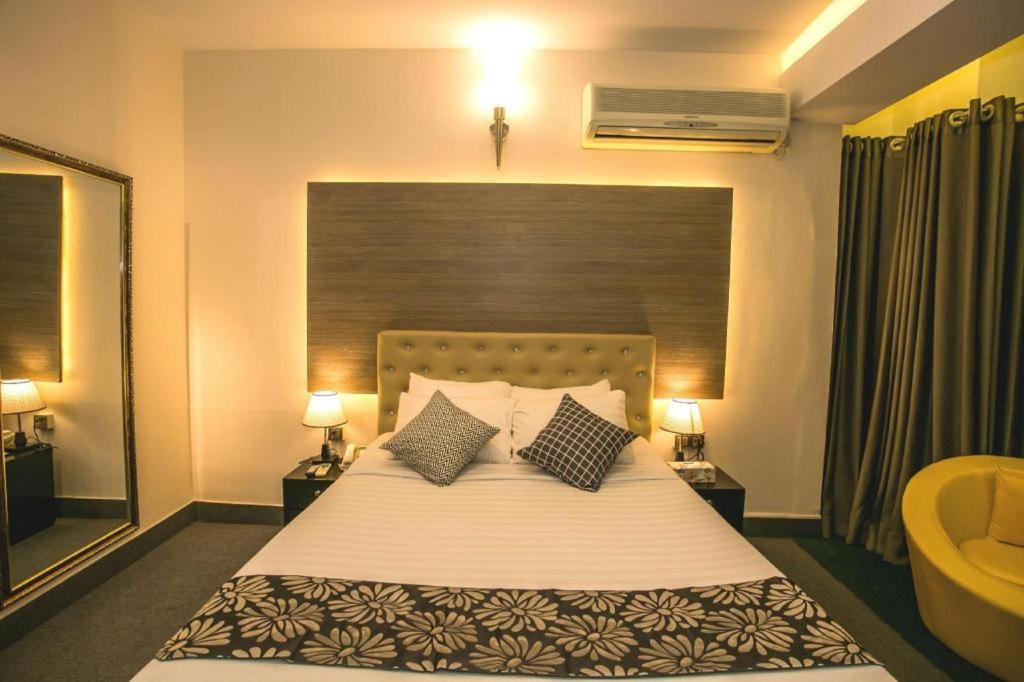 Tropical Daisy Hotel Dhaka Exterior photo
