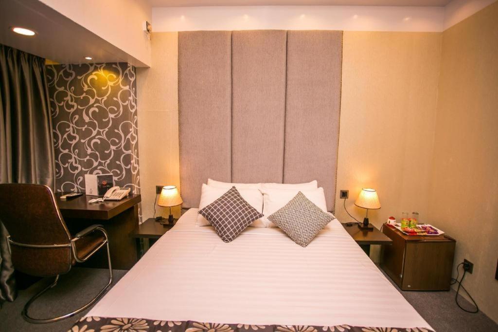 Tropical Daisy Hotel Dhaka Exterior photo