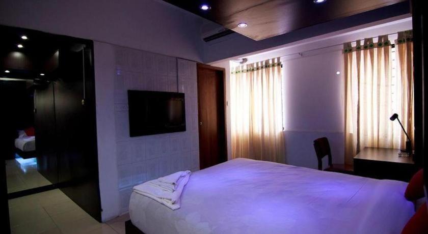 Tropical Daisy Hotel Dhaka Exterior photo