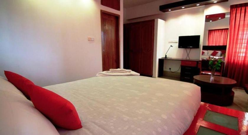 Tropical Daisy Hotel Dhaka Exterior photo