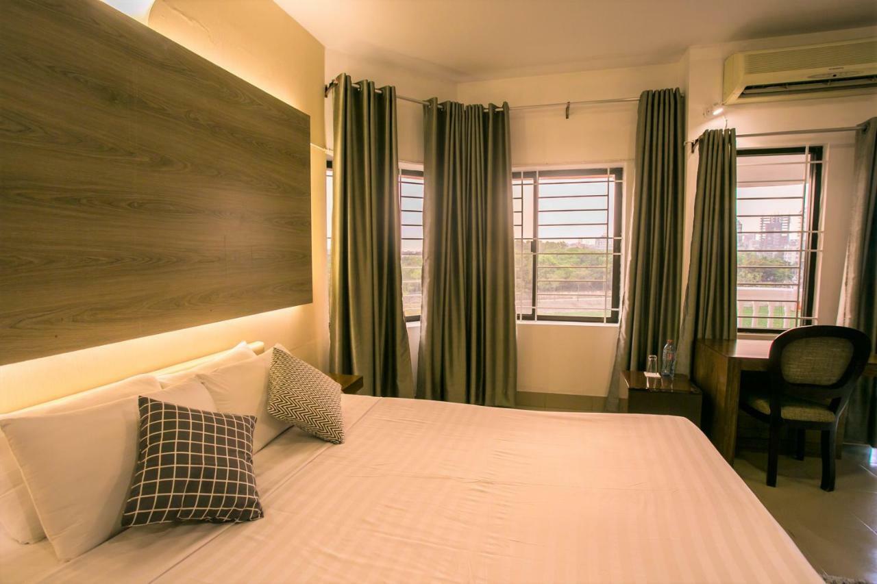 Tropical Daisy Hotel Dhaka Exterior photo